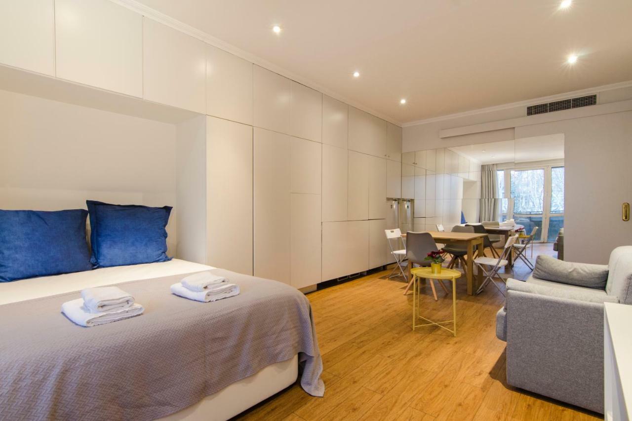 Apartamento Paseo Del Prado 16-105 *