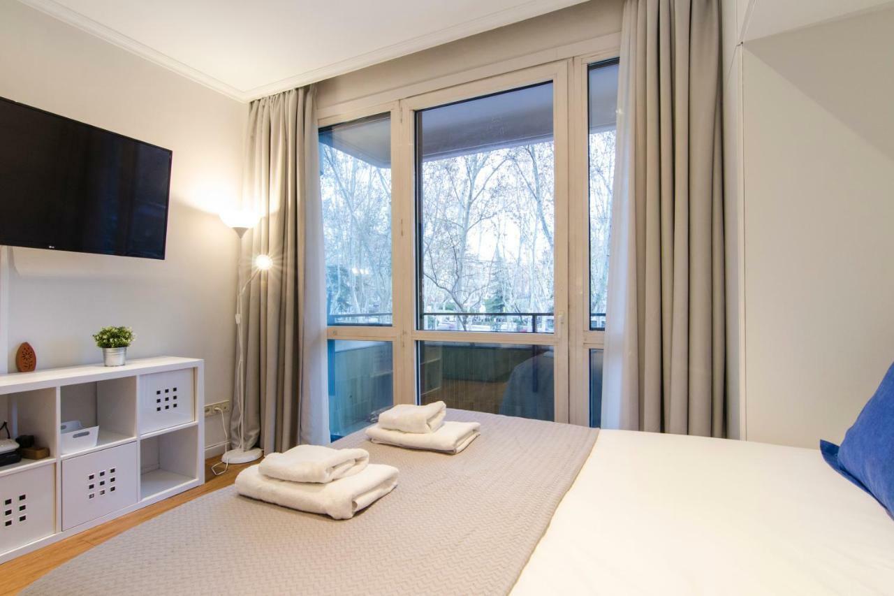 Apartamento Paseo Del Prado 16-105 Madrid
